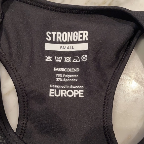 Stronger Etna crop top - Picture 3 of 3